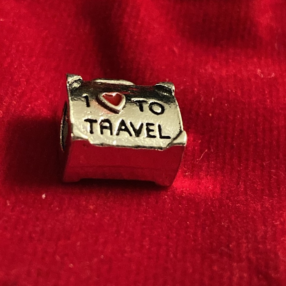 🧳 NWOT - I ❤️ To Travel Suitcase - Silvertone Slider Charm 🧳 - Picture 5 of 6